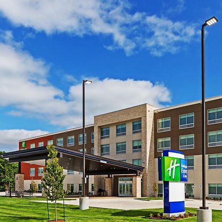 Holiday Inn Express & Suites - Parsons By Ihg Eksteriør billede
