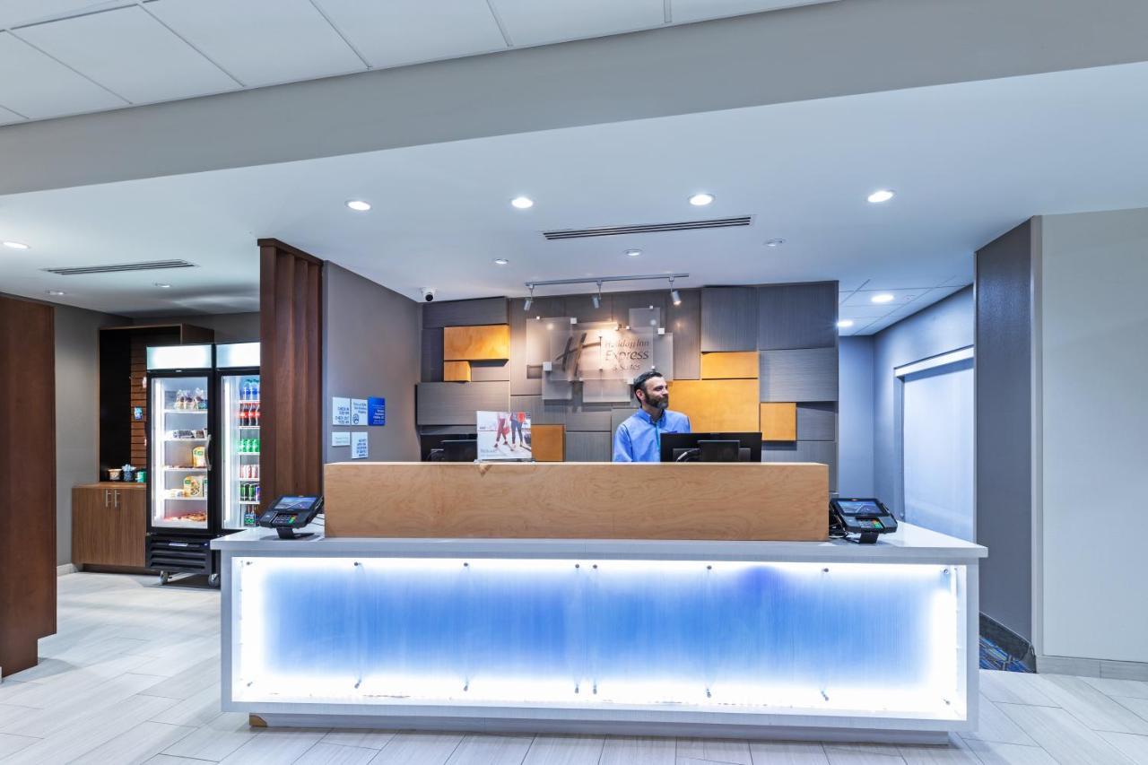 Holiday Inn Express & Suites - Parsons By Ihg Eksteriør billede