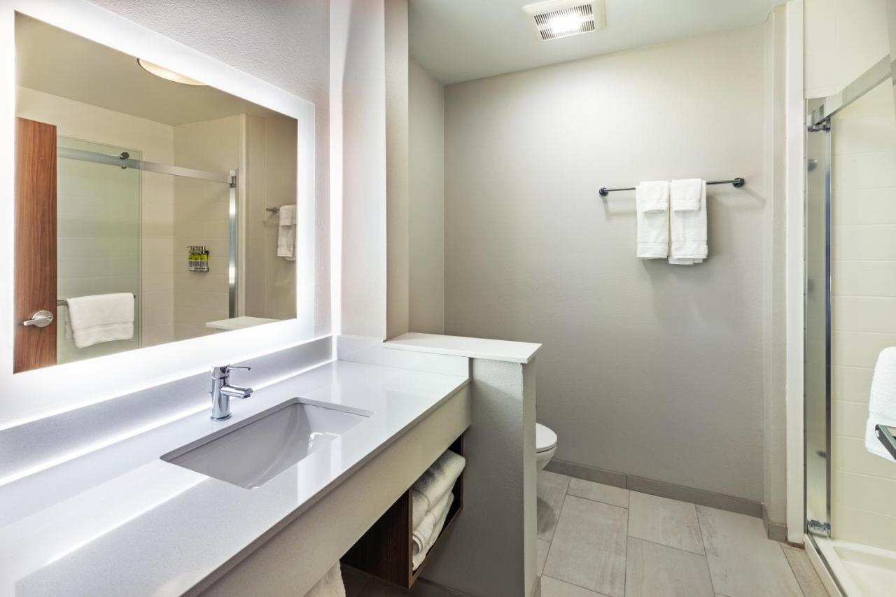 Holiday Inn Express & Suites - Parsons By Ihg Eksteriør billede